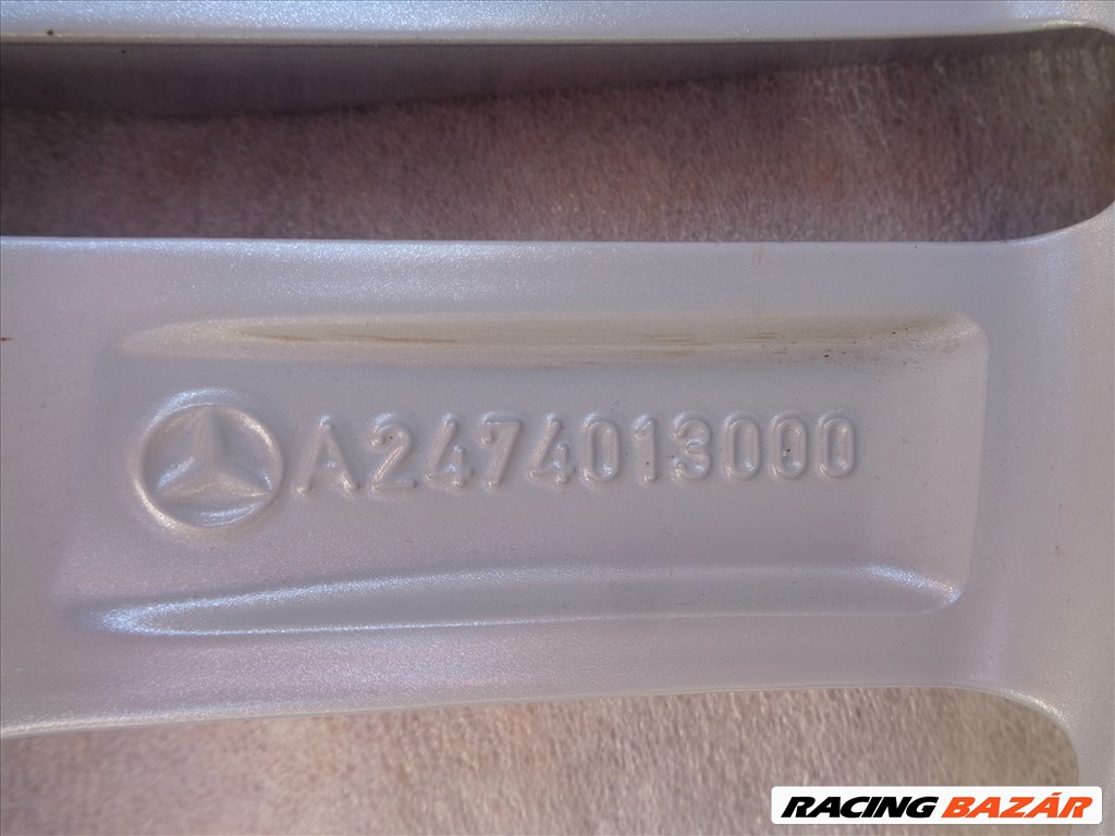 Új Mercedes Gyári alufelni 18-as, GLA, GLB-re eladó. 8. kép