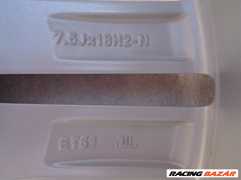 Új Mercedes Gyári alufelni 18-as, GLA, GLB-re eladó. 9. kép