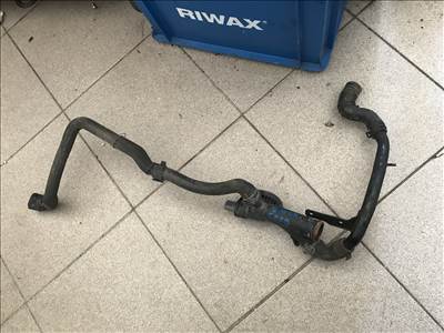 Volkswagen Passat B7 2,0 CR CFFB hűtővíz elosztó+csövek 03l121131aa