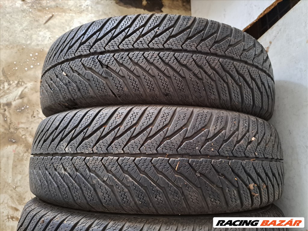 4db 175/65 R15 Matador Sibir Snow MP54 Téli gumi eladó!!! ára! 6500Ft/db Állapota: 6mm minta 2. kép