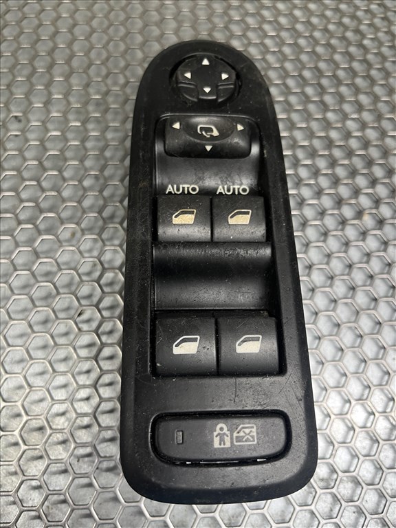 Citroën C3 II ablakemelő kapcsoló behajló tükrös 1. kép