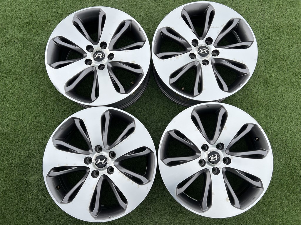 5x114.3 18" Hyundai gyári alufelni 7Jx18h2 ET41 1. kép