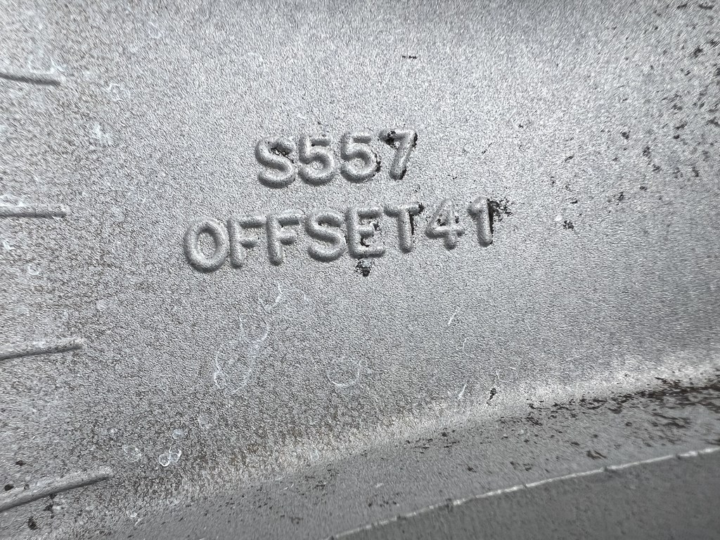 5x114.3 18" Hyundai gyári alufelni 7Jx18h2 ET41 6. kép