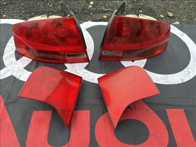 Audi A4 (B6/B7) Sedan hátsó lámpa 