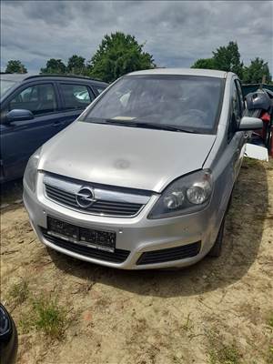 Opel zafira b radaros első lökhárító