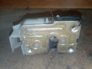 Renault Clio II Jobb hátsó Ajtózár *130578* 3. kép