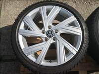  Volkswagen Golf 8 gyári "Bergamo" 18-as télikerék 