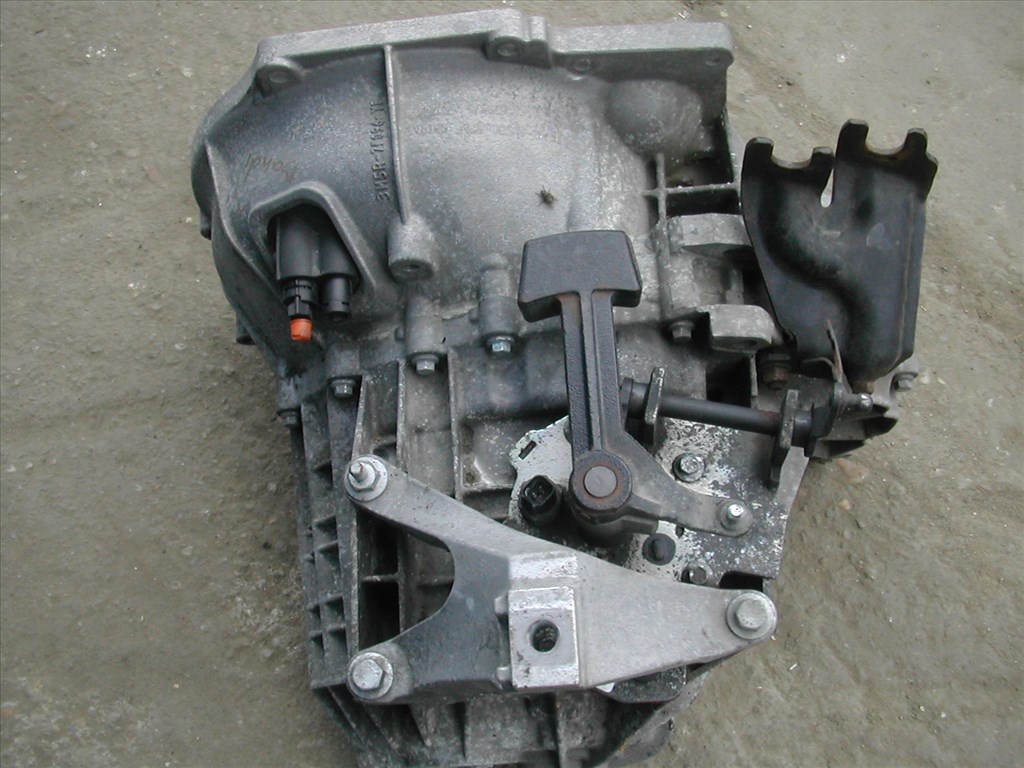 Ford Focus Mk2 1.6 TDCi sebességváltó  4. kép