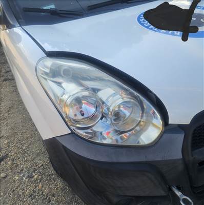 Fiat Doblo II Jobb fényszóró 