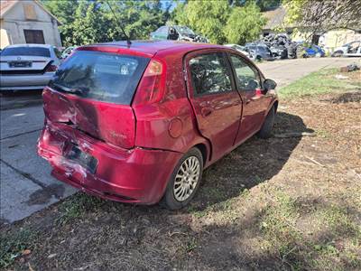 Fiat Grande Grande Punto 1.3 Multijet 16V HÁTSÓ lámpa 