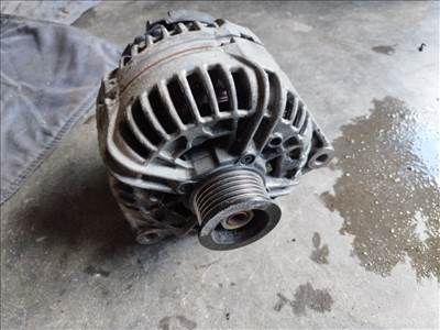 Mercedes E 240 w11 150A generátor a0121541302 0124615012