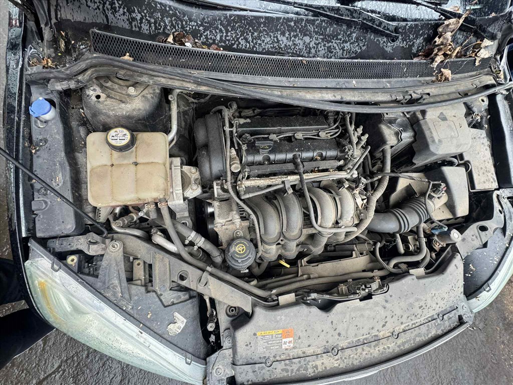 Ford Focus Mk2 1.6 -HXDA-  bontott alkatrészei 5. kép