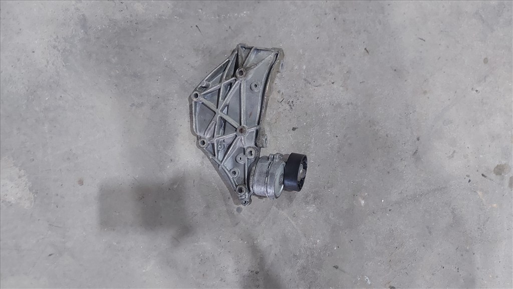 Citroen C4 C5 Peugeot 307 407 Generátor tartó konzol szíjfeszítő 7176 1611424380 4. kép