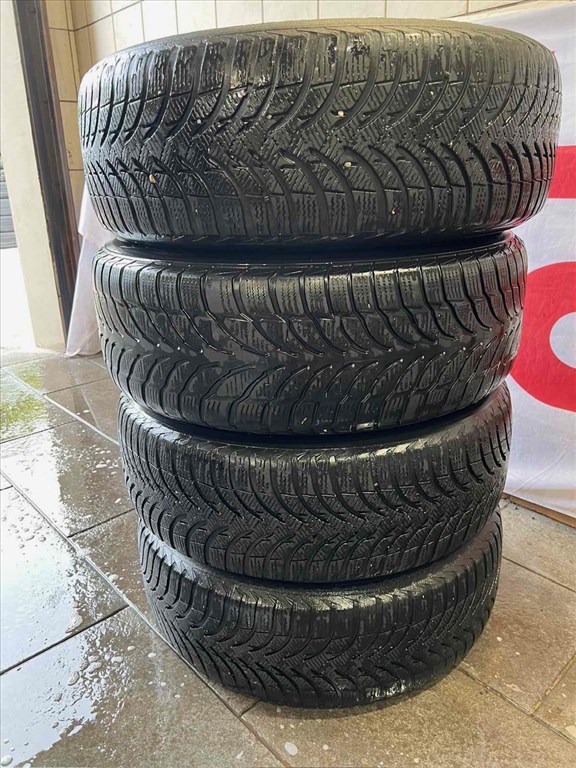 Bmw GT 5X120 Gyári 245/50R18 jó téligumikkal 2. kép