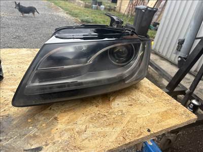 Audi A5 (B8 - 8T) Bal első fényszóró  8t0941003m