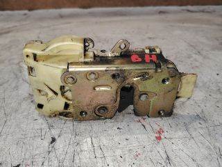 Ford Focus Mk1 Bal hátsó Ajtózár *144356*