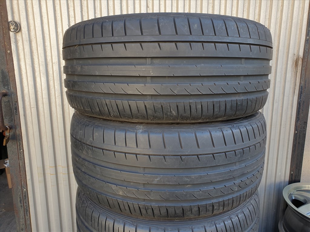  235/45 17 Falken Azenis 1. kép