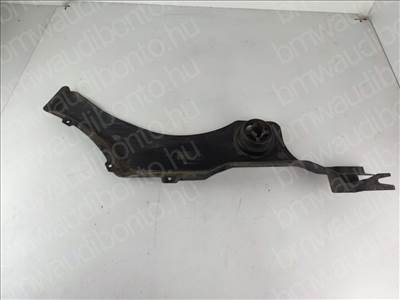 AUDI Q5 (8RB) Jobb hátsó fenéklemez burkolat (8R0825216A)