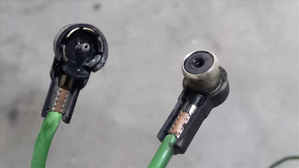 Ford Transit Tranzit MK7 06- Tetőantenna rádió kábel csatlakozó 5478 6c1t18812kb 7. kép