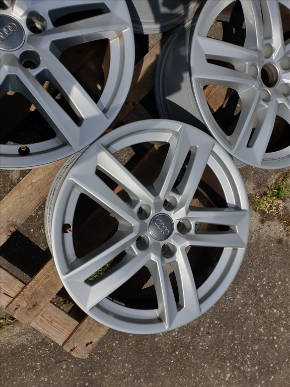 17" 5x112 Audi A4 B9 3. kép