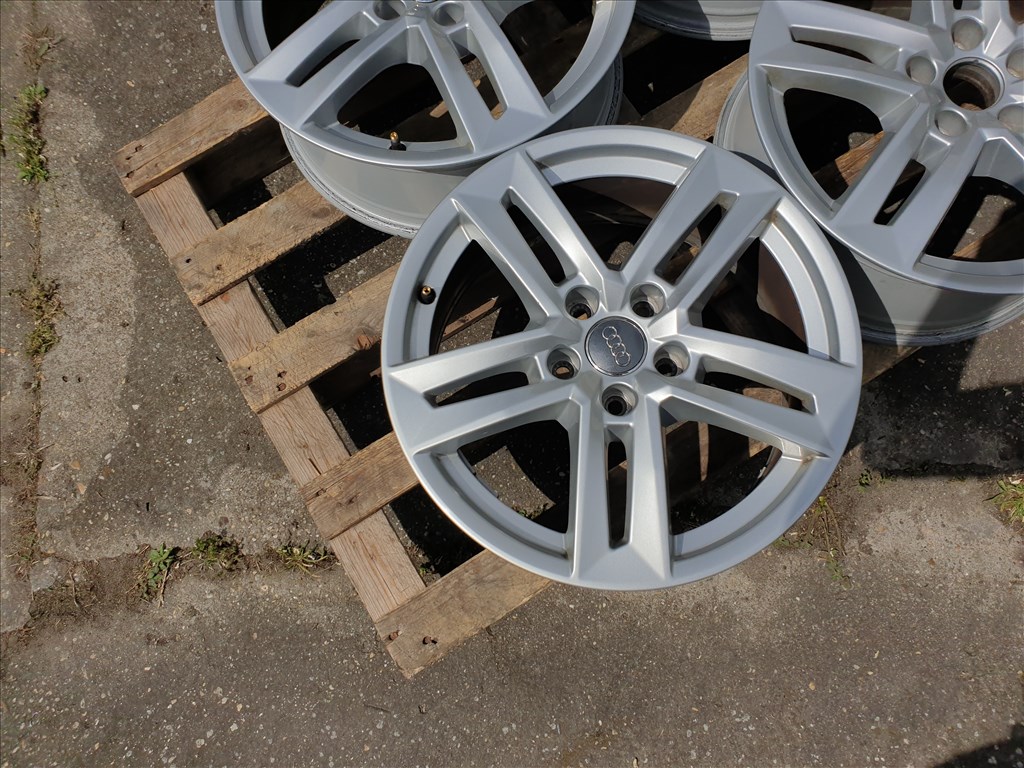 17" 5x112 Audi A4 B9 4. kép