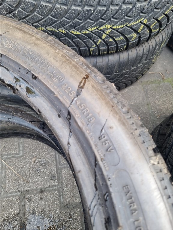  225/4518" újszerű Michelin Pilot Alpin PA4 téli gumi 2db  6. kép