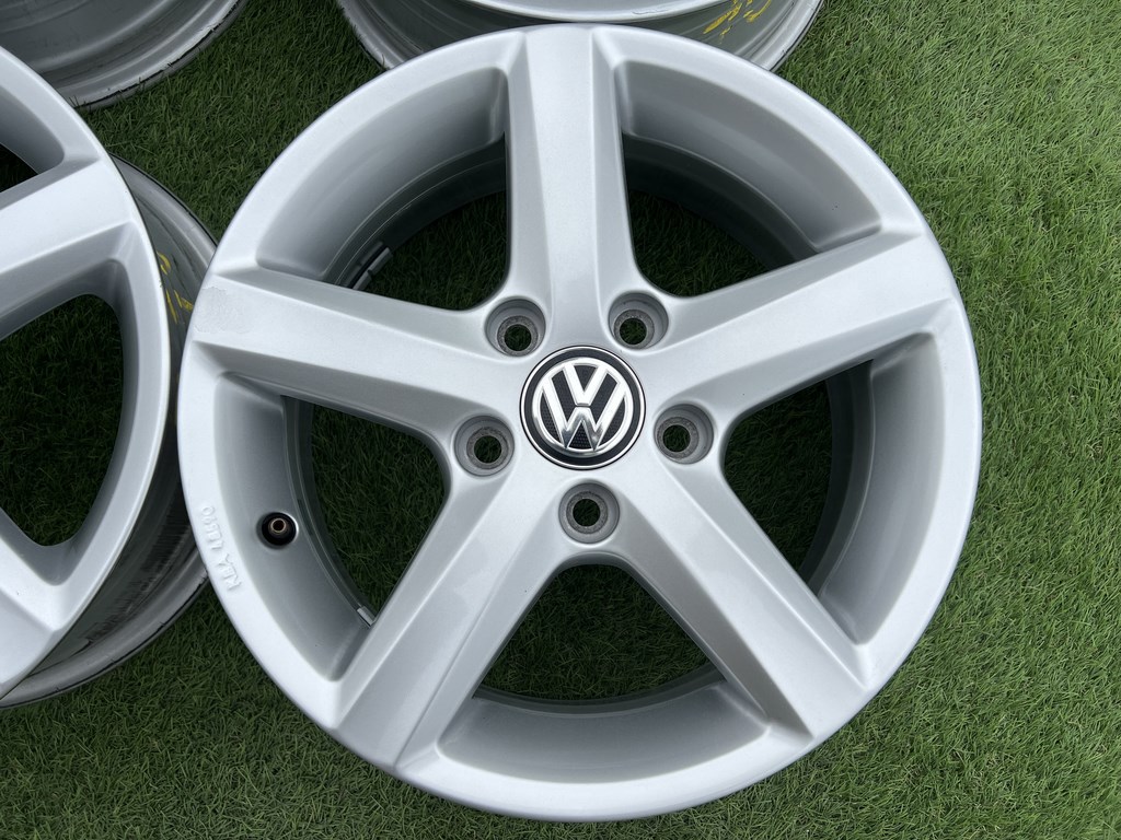 5x112 15" Volkswagen gyári alufelni 6Jx15h2 ET43 3. kép