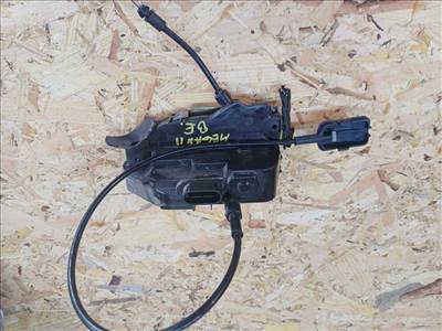 Renault Megane II (2003-2010) Bal Első Ajtó Központizár 