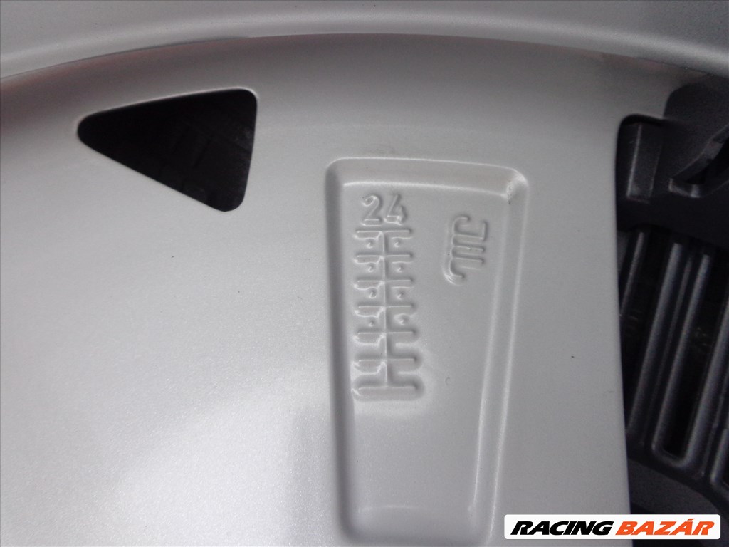 Skoda Kodiaq 2024- új gyári téli garnitúra  7. kép