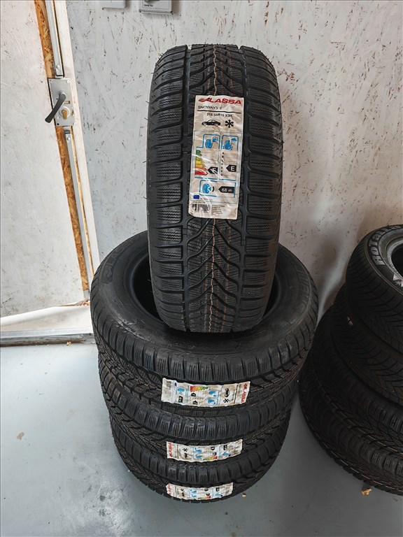  215/55 r16 Lassa téligumi szett ÚJ! 1. kép