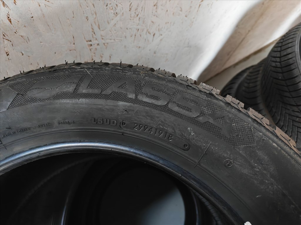  215/55 r16 Lassa téligumi szett ÚJ! 3. kép