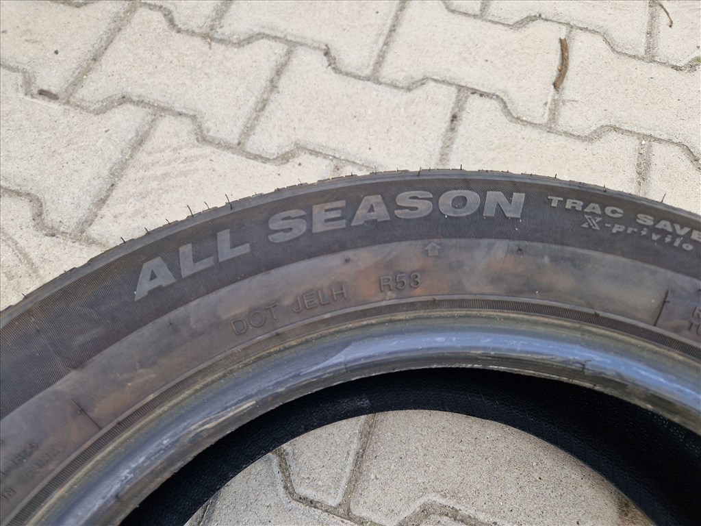  205/55 16" Tracmax négyévszakos gumi (26409) 4. kép