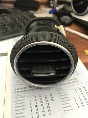 Audi A3 (8P) légbefúvó  8p0820901d