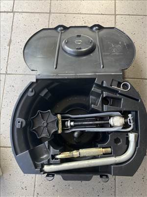 Skoda Fabia II emelő készlet