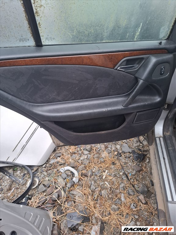 Mercedes E 200 (W210) bontott alkatrészei 12. kép
