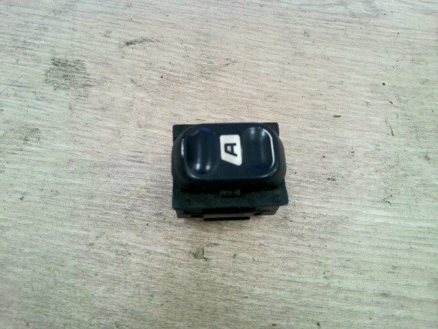 CITROEN BERLINGO 96-02 Bal első ablakemelő kapcsoló 1. kép