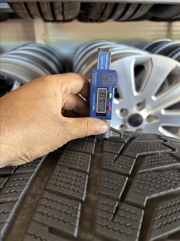 295/35 r23 Hankook téligumi 4db SQ8 RSQ8 295/35r23 garnitúra 8. kép