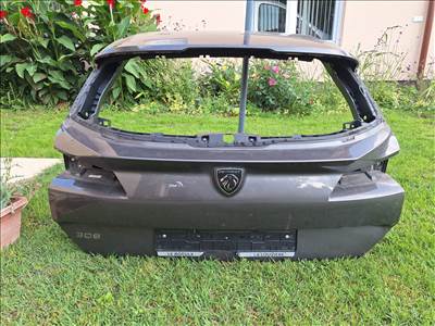 Peugeot 308 III bontott alkatrészei