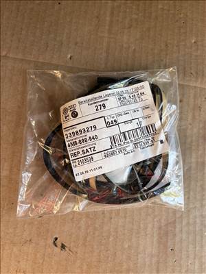 Audi Q8 Hátsó spoiler csík 4m8898940