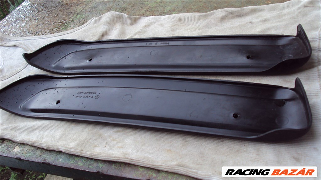 Lada zsiguli bal első ülés oldaltakaró műanyag 21016810049 9. kép