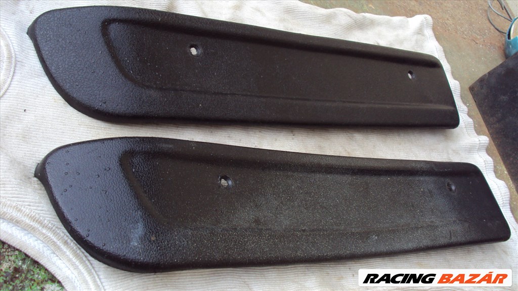 Lada zsiguli bal első ülés oldaltakaró műanyag 21016810049 2. kép