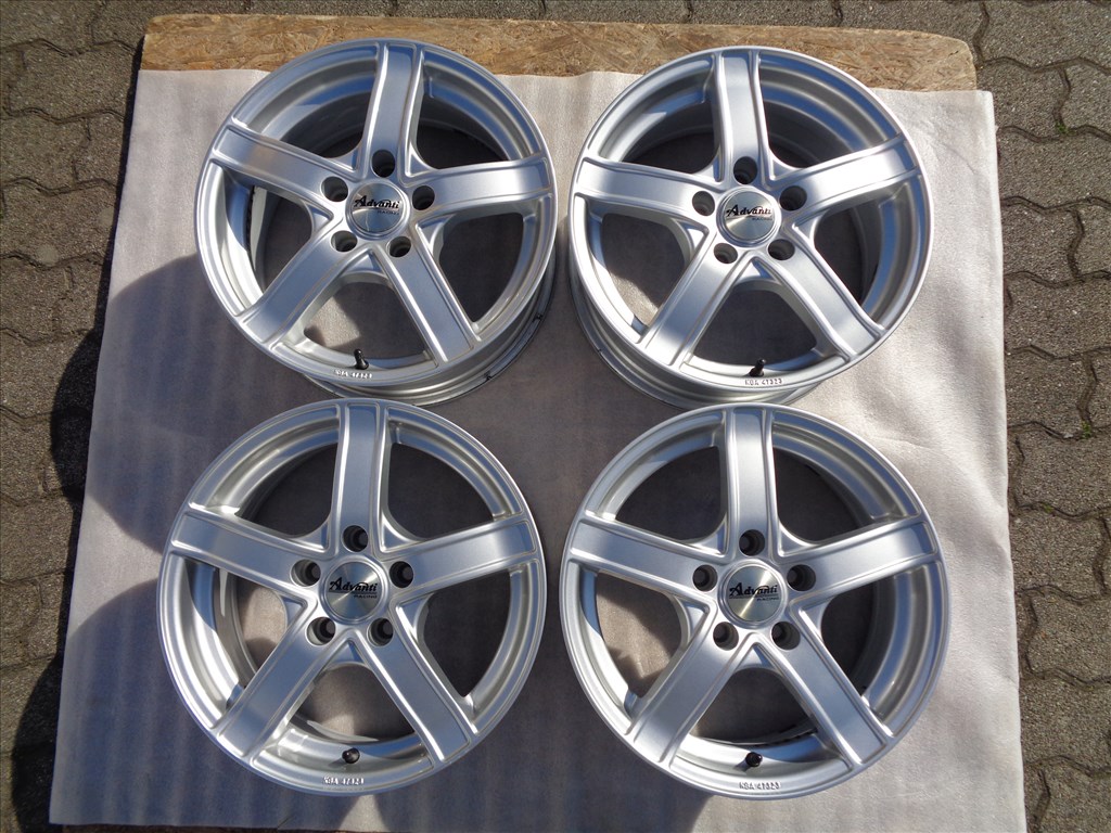 Advanti Racing alufelni 16-os, 5×114.3-as osztóval szép állapotban eladó. 1. kép