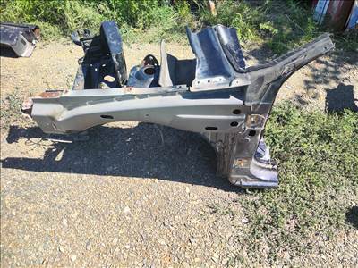 Dacia Duster I bal első negyed B20