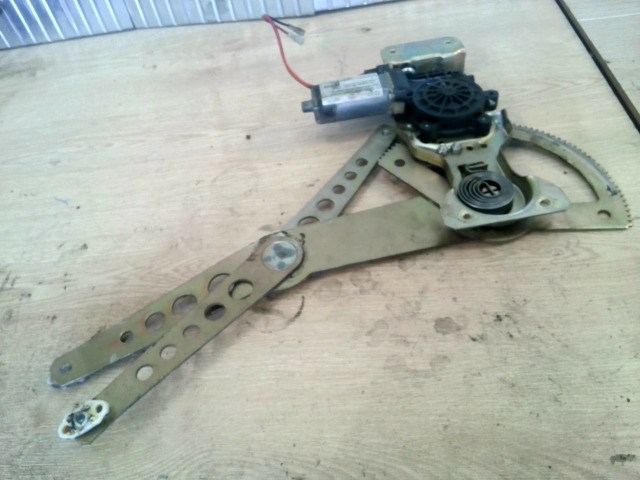 OPEL ASTRA F 94-02 Jobb első ablakemelő szerkezet elektromos 1. kép