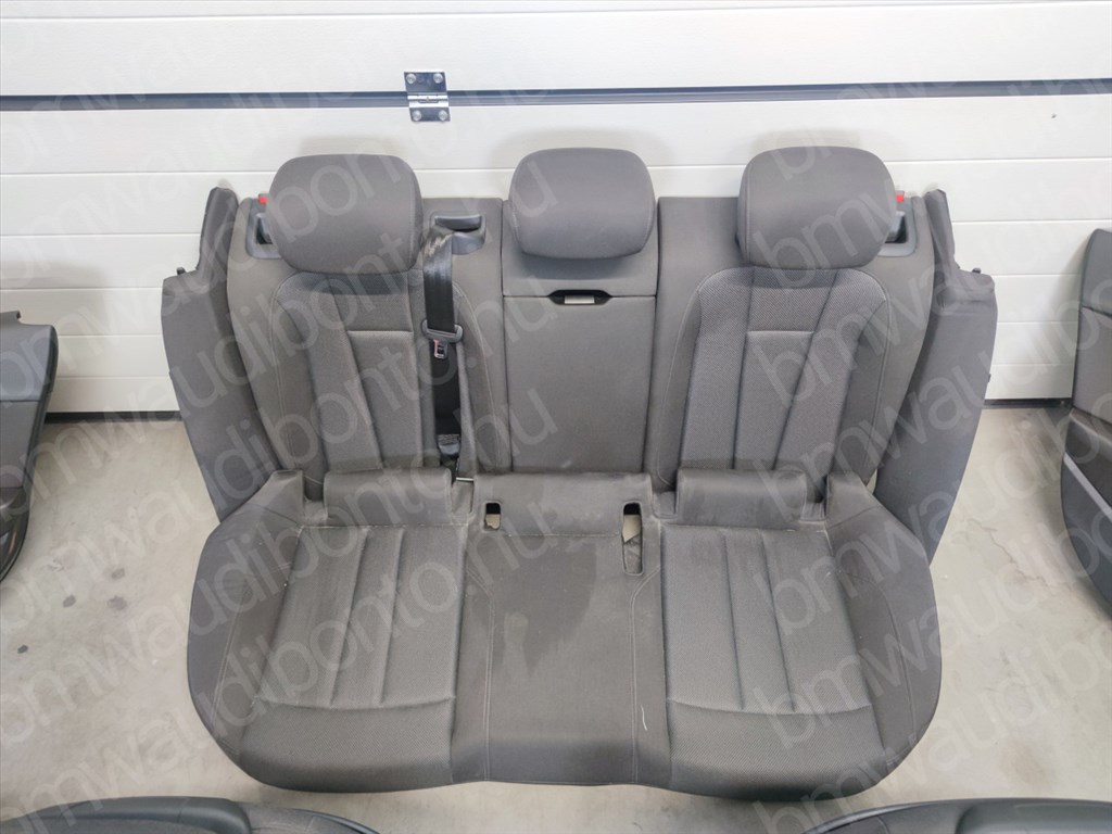 AUDI A4 B9 (8W2, 8WC) Komplett utastér ülés szett ajtókárpitokkal 4. kép