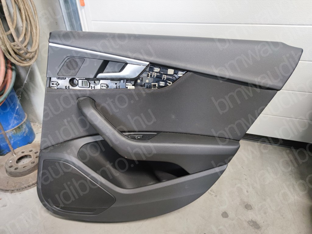 AUDI A4 B9 (8W2, 8WC) Komplett utastér ülés szett ajtókárpitokkal 8. kép