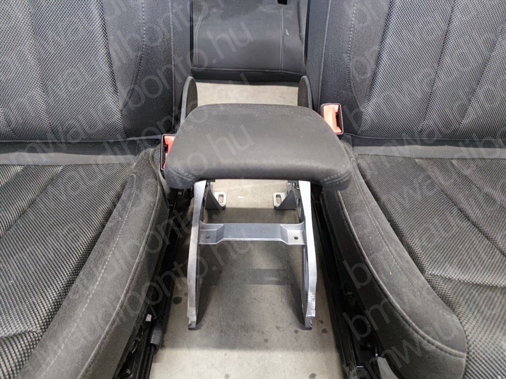 AUDI A4 B9 (8W2, 8WC) Komplett utastér ülés szett ajtókárpitokkal 9. kép