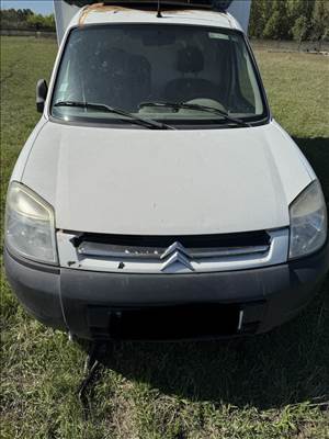 Citroën Berlingo 1.6 HDI bontott alkatrészei