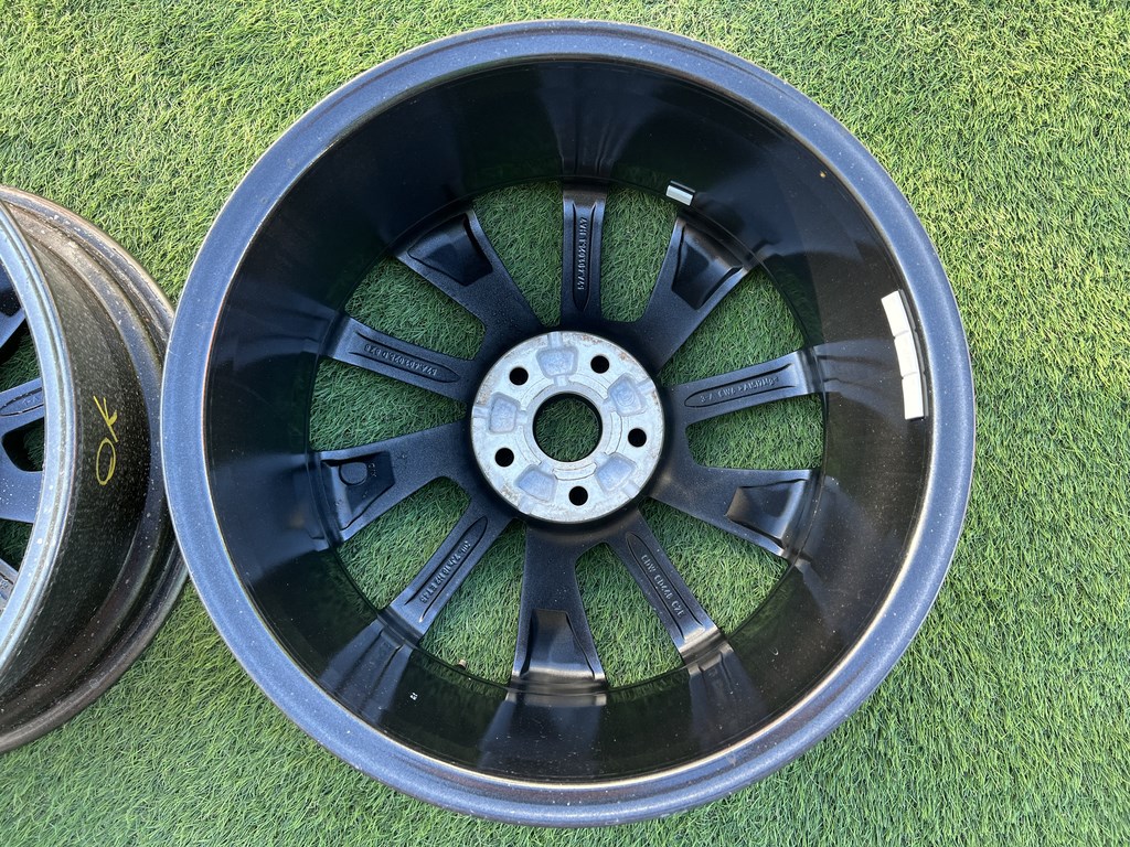 5x112 18" Skoda gyári alufelni 2DB 7Jx18h2 ET45 57 A.601 025.D 8Z8 4. kép