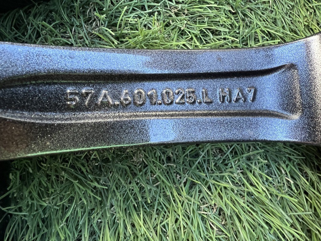 5x112 18" Skoda gyári alufelni 2DB 7Jx18h2 ET45 57 A.601 025.D 8Z8 7. kép